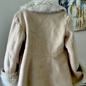 FAUX FUR COAT by JONES NEW YORK | GENTLY WORN